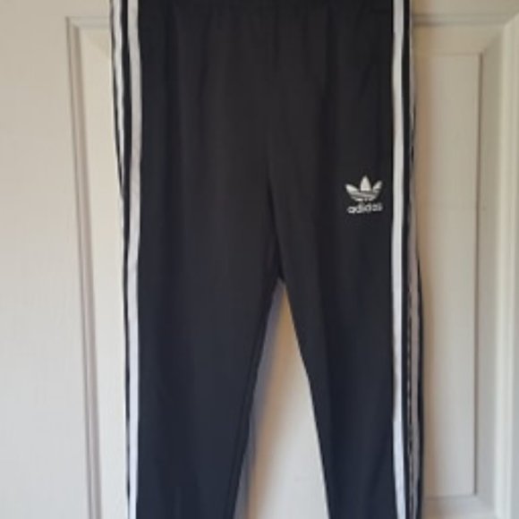 Adidas joggers, classic black white, Youth Small - Picture 3 of 3